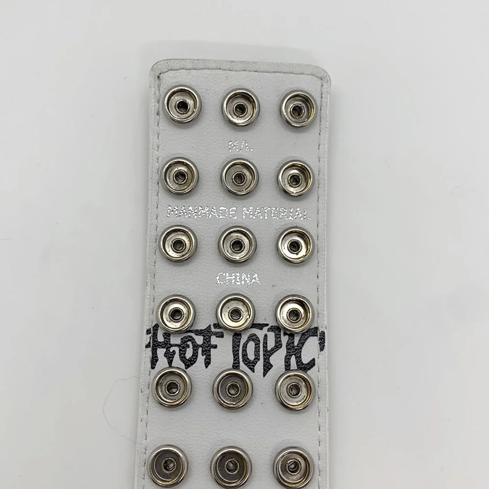 Hot Topic Belt Button 3 Row Snap Closure Man Made Material White M/L Punk Rock